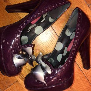 Betsey Johnson Leather Heels with Silk Bow Sz 6.5